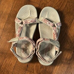 Skechers Outdoor Lifestyle sandals women’s size 7